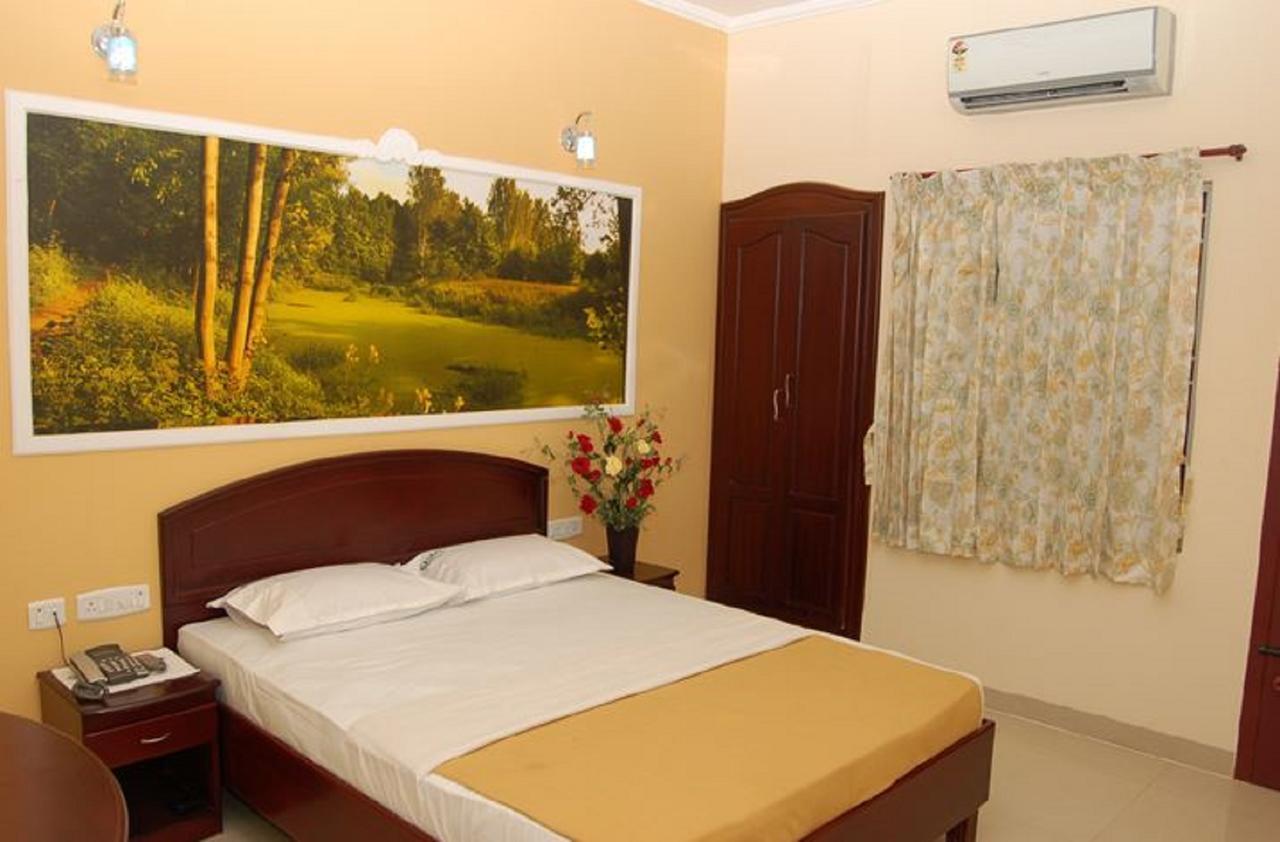Hotel Kings Palace Shencottah Exterior foto